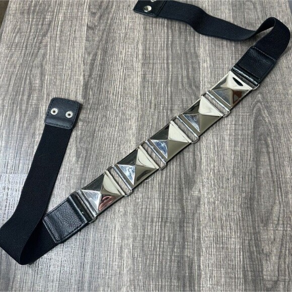 Charming Charlie Stretch Belt Women's L/XL Silver Tone Snap Closure Elastic Band - Picture 3 of 5